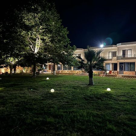 Orb Inn Sarandë Exteriör bild