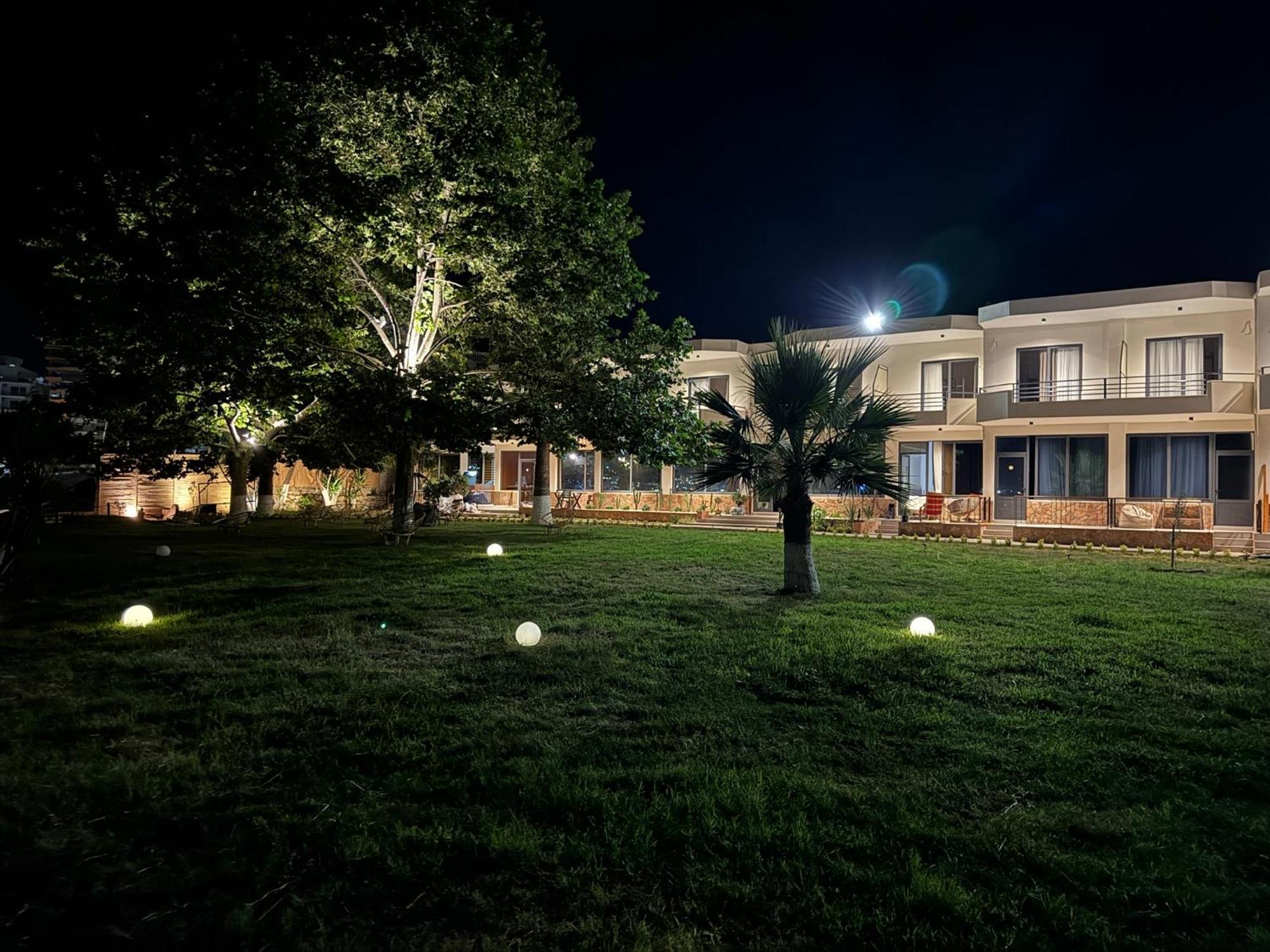 Orb Inn Sarandë Exteriör bild